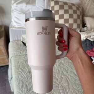 Stanley Rose Quartz Tumbler